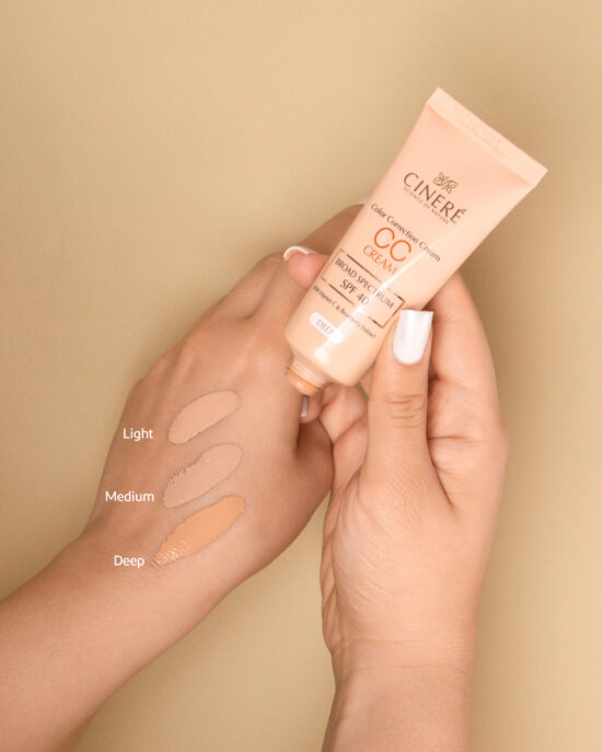 کرم پودر متعادل کننده رنگ پوست سینره  CC Cream SPF40 در سه رنگ متنوع حجم 40 میل