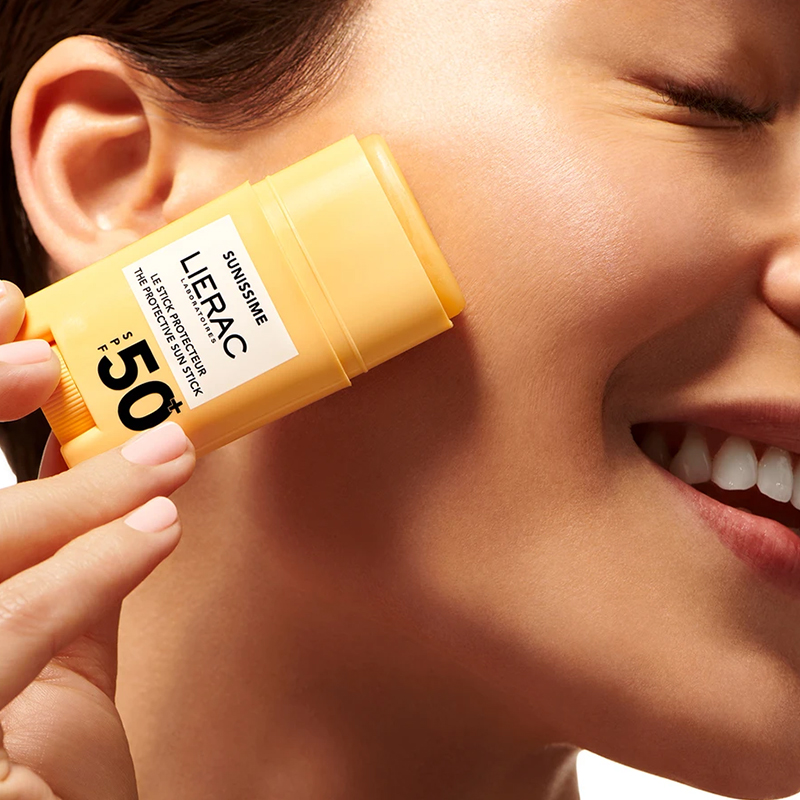 استیک ضد آفتاب سان ایسیم SPF 50 لیراک