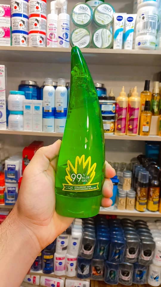 ژل آلوئه ورا شاخکی مرطوب کننده و آبرسان پوست